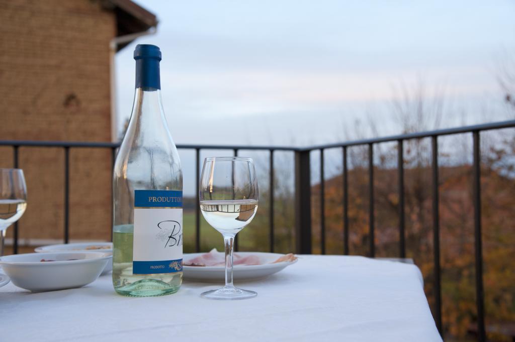 Agriturismo Il Vecchio Portico Francavilla Bisio Exterior foto