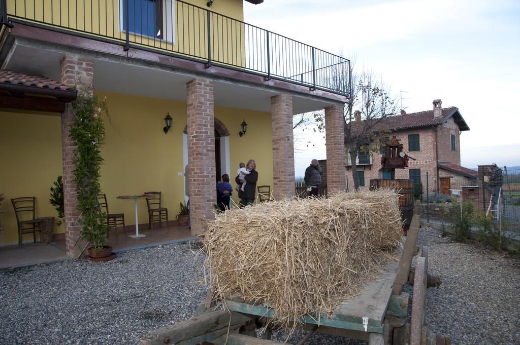 Agriturismo Il Vecchio Portico Francavilla Bisio Exterior foto